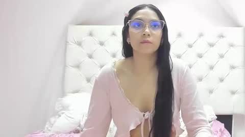 Snapshot of aome_rainbow2 chatting on 02-02-26, 12:09 Aome Rainbow online show from 02-02-26, 12:09