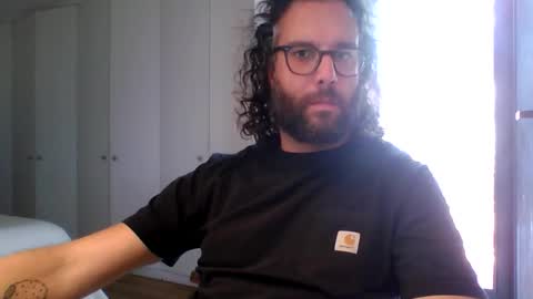 Snapshot of apc_3 chatting on 05-27-26, 09:17 apc_3 online show from 05-27-26, 09:17
