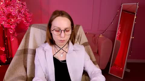 Snapshot of aphexqueen chatting on 03-10-25, 03:20 APHEX QUEEN online show from 03-10-25, 03:20