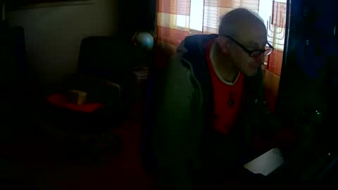 aphextwin72 online show from 12-01-25, 07:35