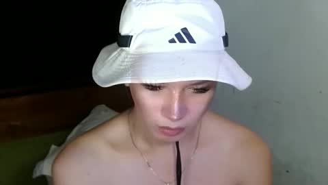 Snapshot of aphr0dite_x chatting on 02-10-26, 06:28 Roman Goddess online show from 02-10-26, 06:28