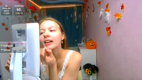 Aphrodite online show from 11-02-25, 01:24