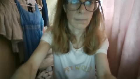 Snapshot of aphrodity_rox chatting on 06-23-26, 04:05 Aphrodity Rox online show from 06-23-26, 04:05