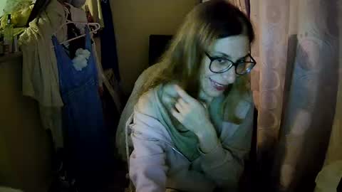 Snapshot of aphrodity_rox chatting on 07-28-26, 11:04 Aphrodity Rox online show from 07-28-26, 11:04