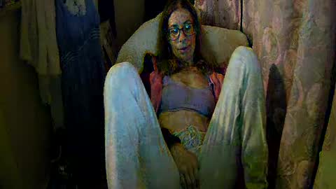 Snapshot of aphrodity_rox chatting on 08-01-26, 11:36 Aphrodity Rox online show from 08-01-26, 11:36