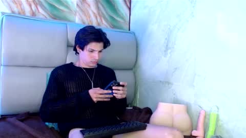 Apolo online show from 02-21-25, 04:48