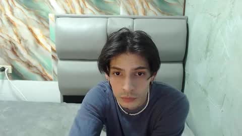 Apolo online show from 10-12-25, 09:03