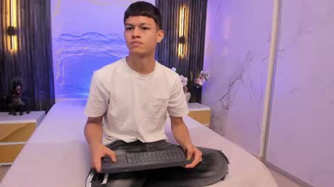   online show from 04-16-26, 02:23