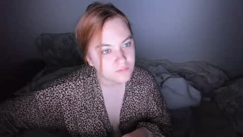 appleyummybuns online show from 05-24-26, 09:09