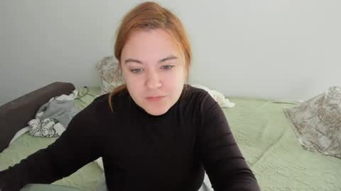 Snapshot of appleyummybuns chatting on 06-02-26, 11:45 appleyummybuns online show from 06-02-26, 11:45