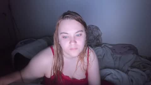 Snapshot of appleyummybuns chatting on 06-25-26, 08:02 appleyummybuns online show from 06-25-26, 08:02