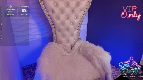Snapshot of appril_foxx chatting on 02-09-26, 02:32 apprilfoxx online show from 02-09-26, 02:32