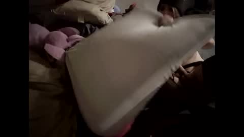 Snapshot of april_ironlung chatting on 02-12-26, 01:33 april_ironlung online show from 02-12-26, 01:33