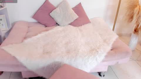 aprilroses11 online show from 02-01-26, 04:49