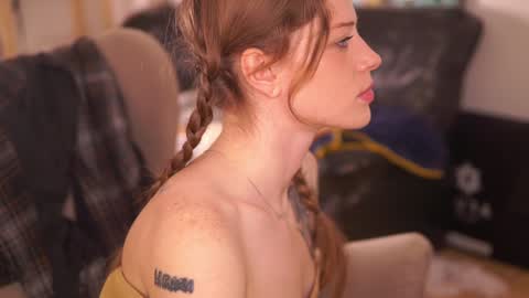 Snapshot of aqua_sultry chatting on 12-27-24, 08:24 aqua_sultry online show from 12-27-24, 08:24