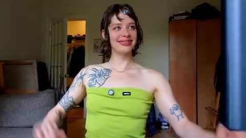 Snapshot of aqua_sultry chatting on 07-22-26, 11:24 aqua_sultry online show from 07-22-26, 11:24