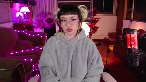 Zam independent model online show from 12-04-24, 04:10