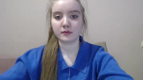 Snapshot of aquanarmin chatting on 12-13-24, 06:42 Josefin online show from 12-13-24, 06:42
