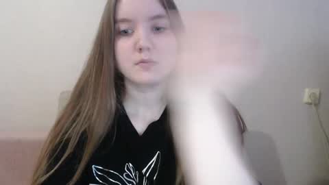 Snapshot of aquanarmin chatting on 01-20-25, 05:37 Josefin online show from 01-20-25, 05:37