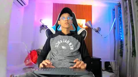 aquarius_xxx online show from 10-17-25, 11:24