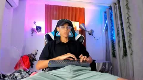 aquarius_xxx online show from 10-18-25, 11:33