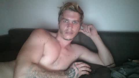 Snapshot of aquastar999 chatting on 08-03-26, 09:18 aquastar999 online show from 08-03-26, 09:18
