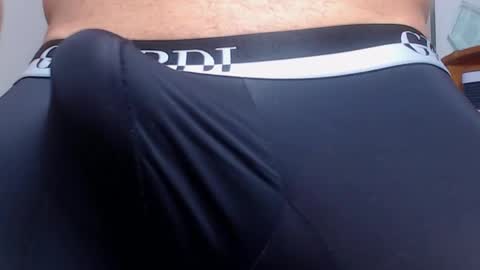 Snapshot of aquiles_elpapi chatting on 02-27-25, 01:28 AquilesElpapi online show from 02-27-25, 01:28