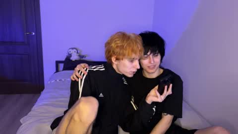 Snapshot of ar1zze chatting on 03-18-26, 06:55 zik and kris online show from 03-18-26, 06:55