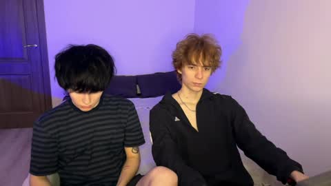 Snapshot of ar1zze chatting on 04-02-26, 12:30 zik and kris online show from 04-02-26, 12:30