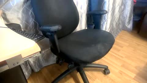 arab0782 online show from 10-28-25, 02:59