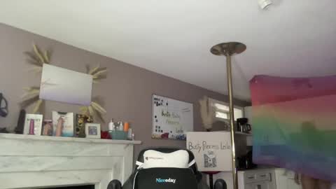 BustyPrincessLeila online show from 12-22-24, 09:31