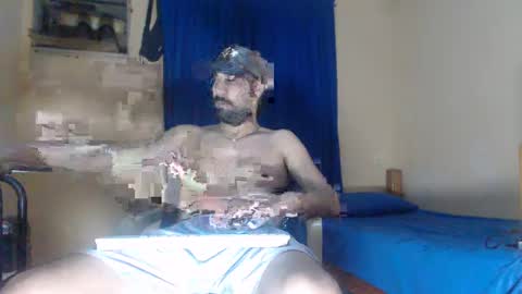 Snapshot of arabebigcock chatting on 09-16-25, 08:15 ARABE online show from 09-16-25, 08:15