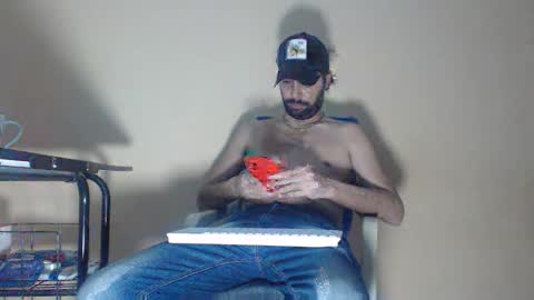 Snapshot of arabebigcock chatting on 10-05-25, 06:50 ARABE online show from 10-05-25, 06:50