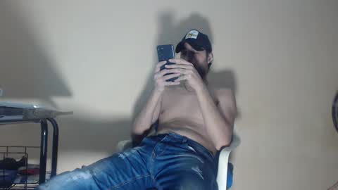 Snapshot of arabebigcock chatting on 10-26-25, 06:19 ARABE online show from 10-26-25, 06:19