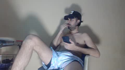 Snapshot of arabebigcock chatting on 10-26-25, 09:21 ARABE online show from 10-26-25, 09:21