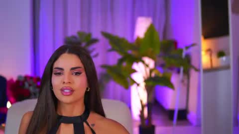 Snapshot of arabian_beautyy chatting on 07-29-26, 08:29 IsaBella online show from 07-29-26, 08:29