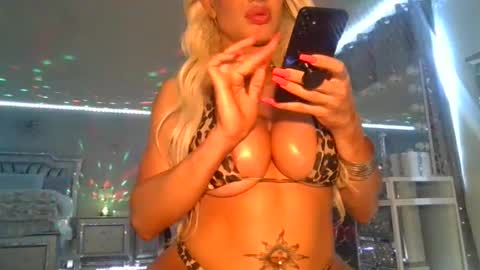 Snapshot of arabitsmariam chatting on 02-28-25, 11:01 arabictsmariam online show from 02-28-25, 11:01