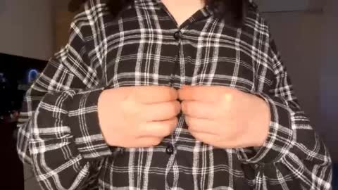 Emi online show from 04-14-26, 04:24