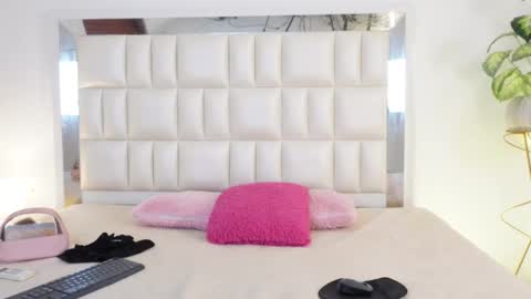   online show from 02-28-25, 05:04