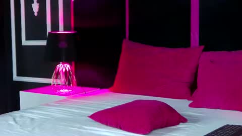 Areina online show from 07-20-26, 04:49