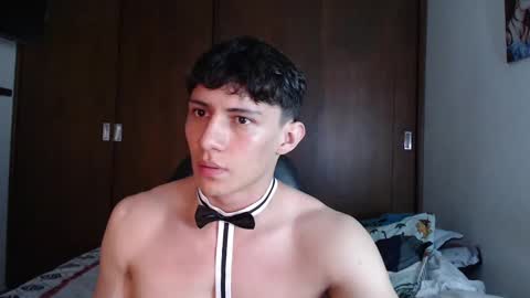 Snapshot of ares_aestheticgod chatting on 03-01-25, 03:32 Ares D online show from 03-01-25, 03:32