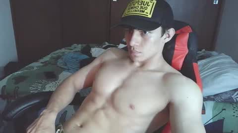 Snapshot of ares_aestheticgod chatting on 09-17-25, 03:19 Ares D online show from 09-17-25, 03:19