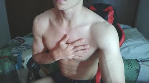 Snapshot of ares_aestheticgod chatting on 09-27-25, 04:28 Ares D online show from 09-27-25, 04:28