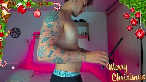 Snapshot of ares_blue chatting on 12-15-25, 11:14 ares blue online show from 12-15-25, 11:14