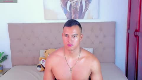 Snapshot of areslevi chatting on 09-22-25, 06:32 ares levi online show from 09-22-25, 06:32
