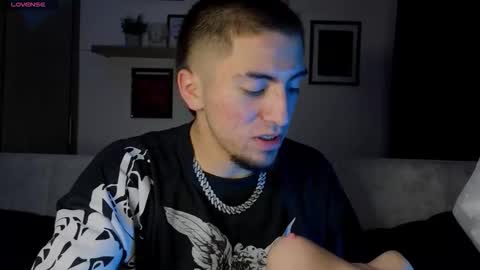 Mateo online show from 11-21-25, 02:21