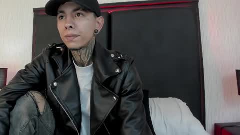 Snapshot of arespaxtonn chatting on 07-22-26, 11:35 A R E S P A X T O N N online show from 07-22-26, 11:35