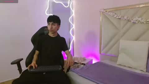 aress_tay online show from 05-21-26, 03:13