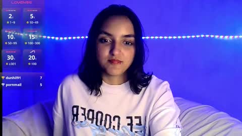 Snapshot of ari_20_ chatting on 02-26-26, 04:22 Bella online show from 02-26-26, 04:22