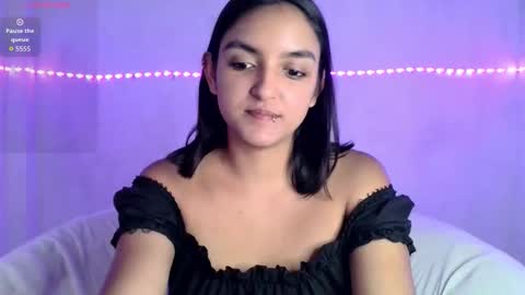 Snapshot of ari_20_ chatting on 03-02-26, 04:25 Bella online show from 03-02-26, 04:25
